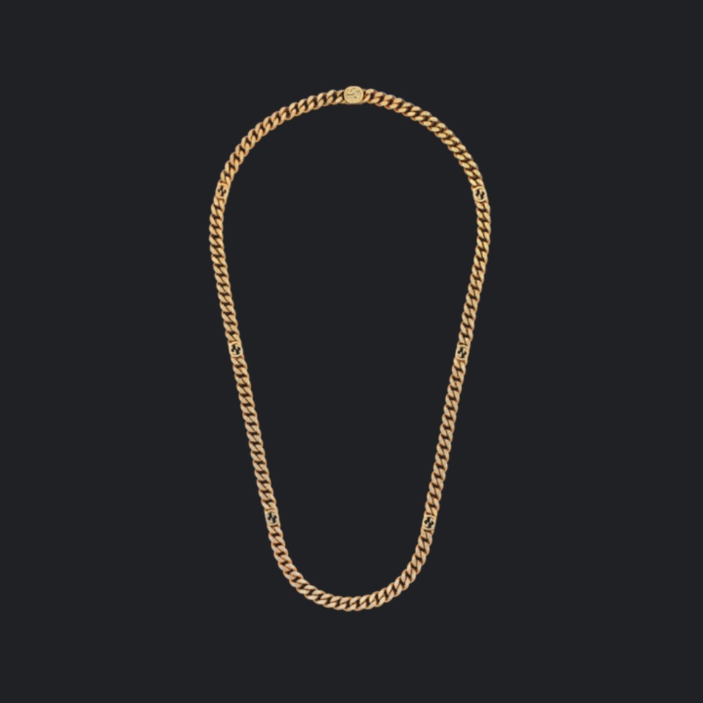 Guccis necklace